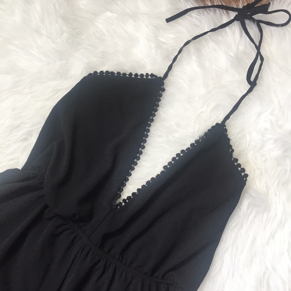UO NWT circle trim halter romper - Picture 7 of 8